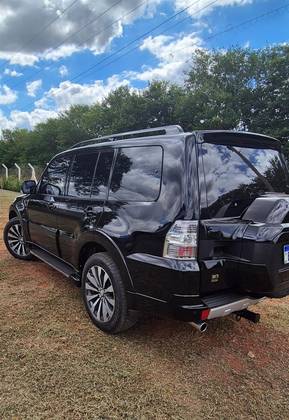 MITSUBISHI PAJERO 3.2 HPE 4X4 7 LUGARES 16V TURBO INTERCOOLER DIESEL 4P AUTOMÁTICO